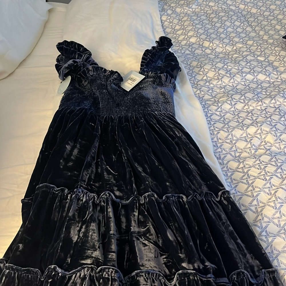 Hill house nap dress size medium. New with tags